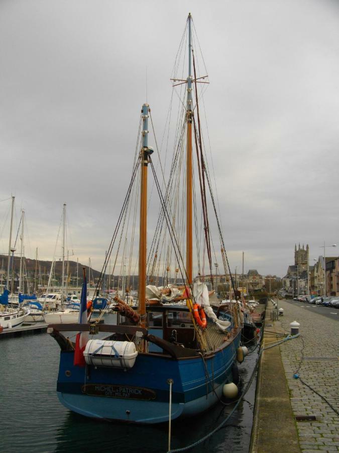 Gites De Mer Les Boucanes Fécamp Exterior foto